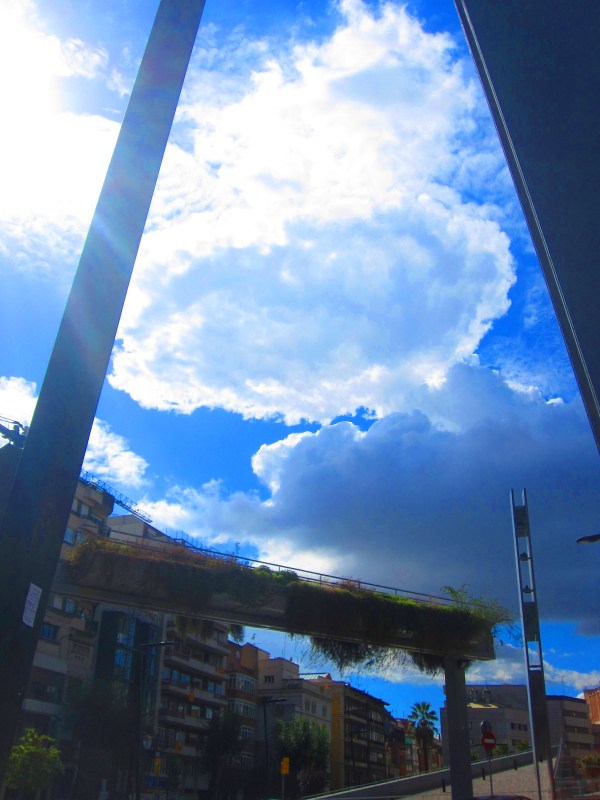 Plaza Lesseps ericagut california2iberia