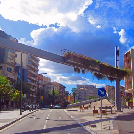 Plaza Lesseps ericagut california2iberia